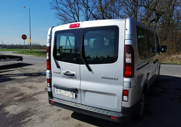 Renault Trafic cena 99900 przebieg: 48000, rok produkcji 2018 z Pleszew małe 631